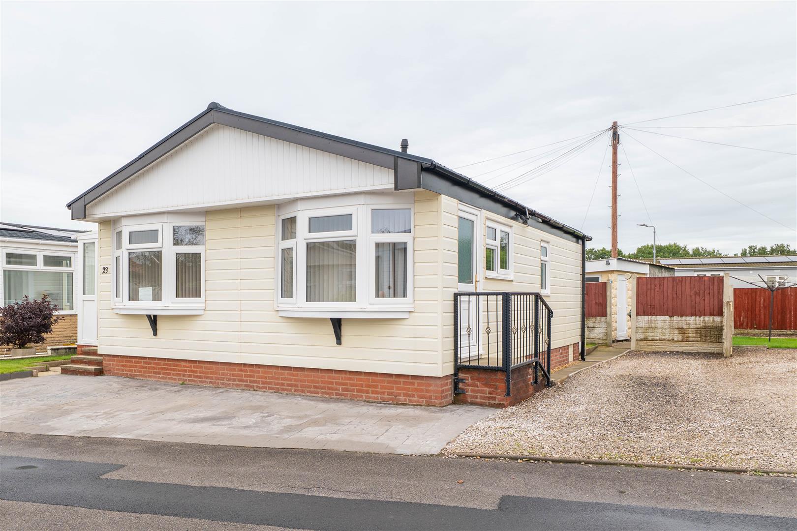 2 bed property in Birch Avenue Cuerden Residential Park, Leyland